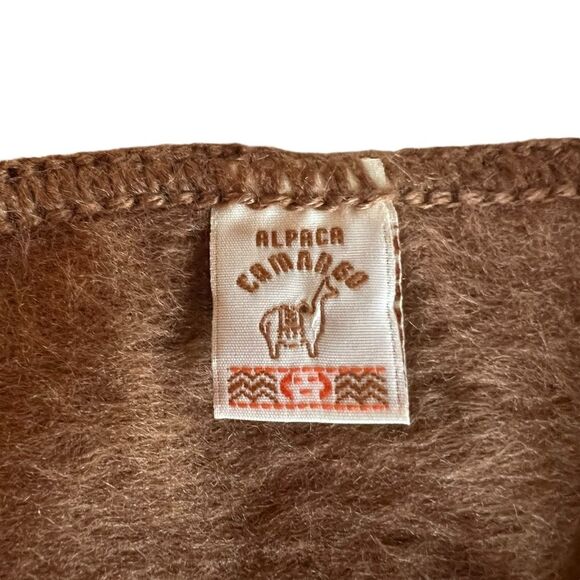 Alpaca Camargo Fringed Brown Alpaca Scarf Embroidered Brand & Logo - Picture 6 of 8